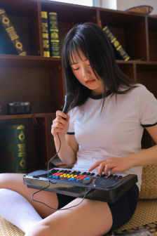 出差的秘书色情